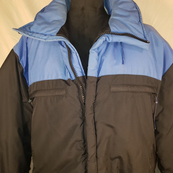 BC Ski Black and Blue Snowboard Jacket - Picture 2 of 8